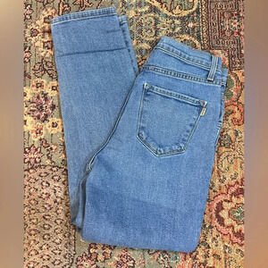 Vibrant Light Wash Mom Jeans